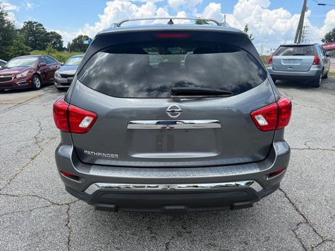 Used 2017 Nissan Pathfinder S FWD image 6