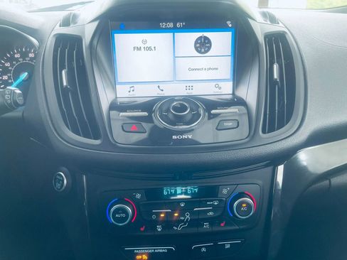 Used 2017 Ford Escape Titanium AWD/4WD image 18