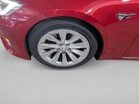 Used 2017 Tesla Model S 75D image 24