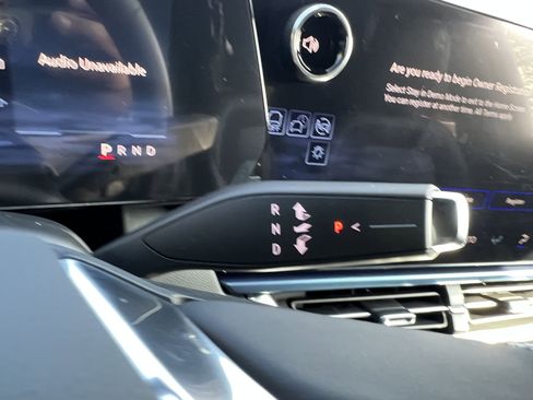 New 2026 Chevrolet Equinox EV LT image 23