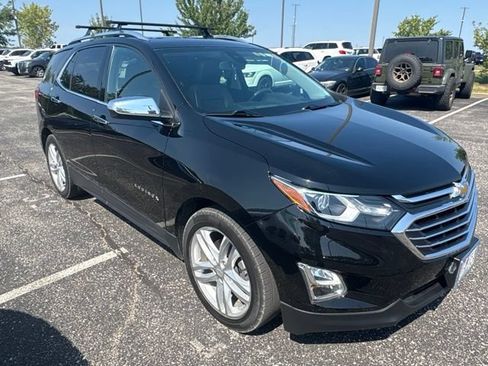 Used 2018 Chevrolet Equinox Premier FWD image 4