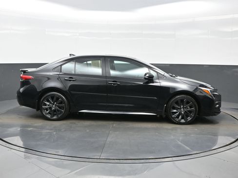 Used 2023 Toyota Corolla XSE image 7