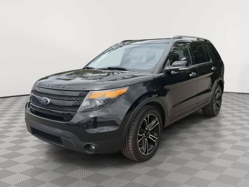 Used 2014 Ford Explorer Sport w/ Equipment Group 401A AWD/4WD image 3
