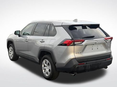 Used 2025 Toyota RAV4 LE AWD/4WD image 7