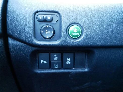 Used 2019 Honda Pilot Touring image 25