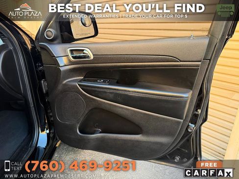 Used 2017 Jeep Grand Cherokee Altitude image 34