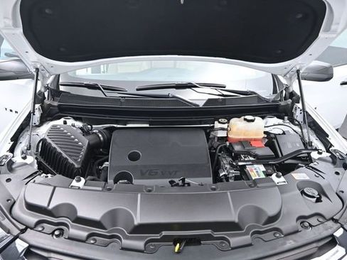 Used 2022 Chevrolet Traverse LS FWD image 21