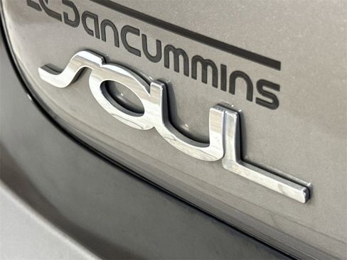 Used 2018 Kia Soul image 25