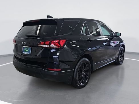 Certified 2024 Chevrolet Equinox LS w/ LS Convenience Package image 3