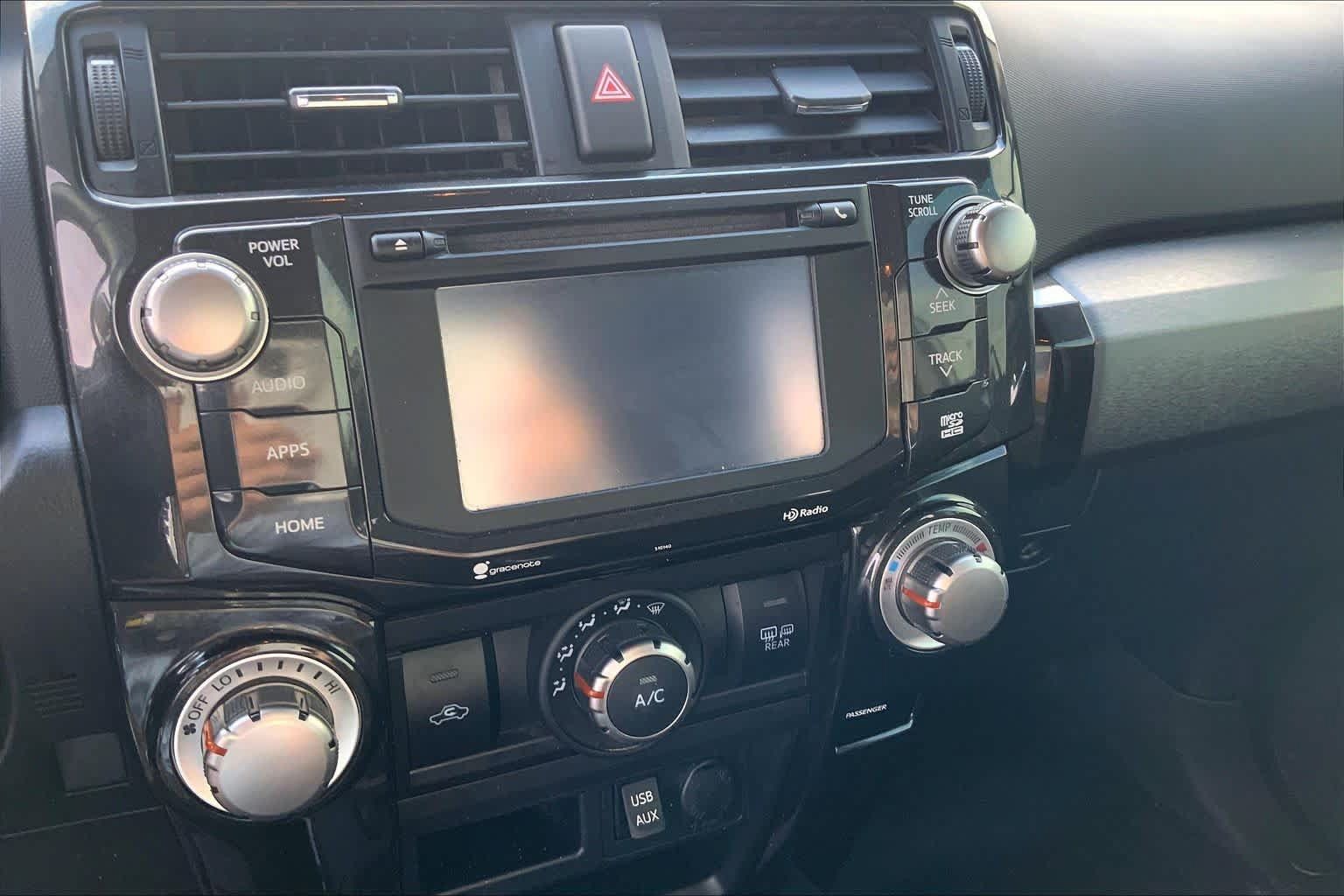 Used 2016 Toyota 4Runner Trail AWD/4WD image 27