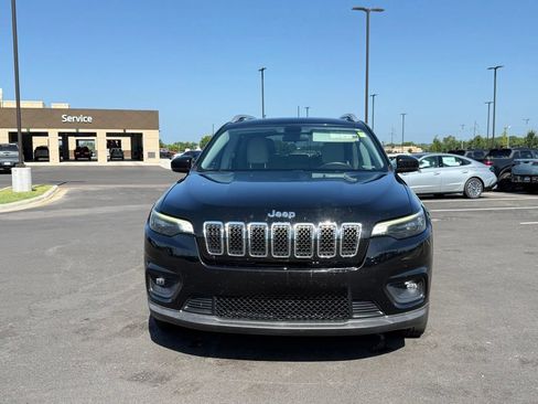 Used 2020 Jeep Cherokee Latitude Plus FWD image 2