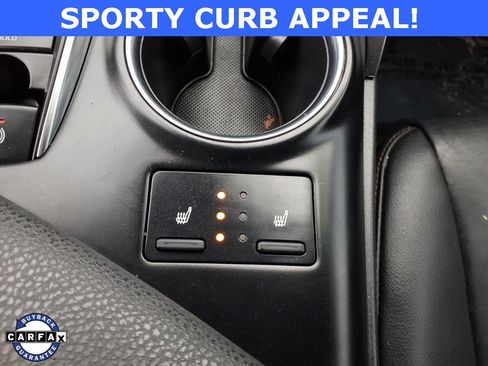Used 2019 Toyota Camry L image 13