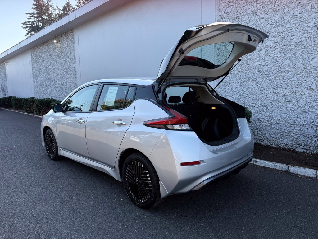 Used 2024 Nissan Leaf SV Plus FWD image 11
