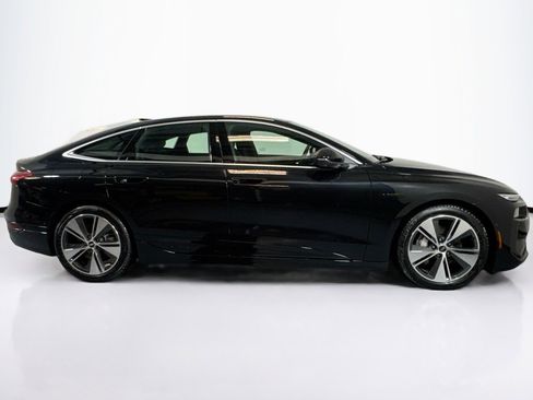 Used 2025 Audi A6 e-tron Prestige w/ Black Warm Weather Package image 4