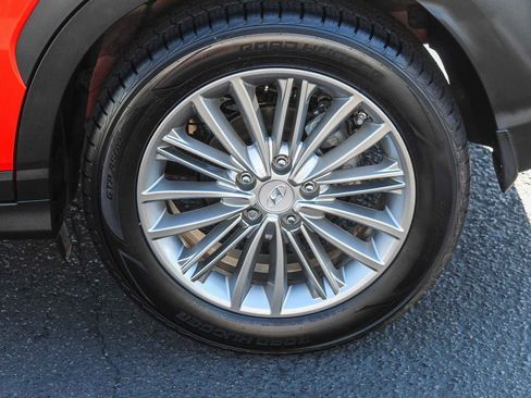 Used 2020 Hyundai Kona SEL image 7