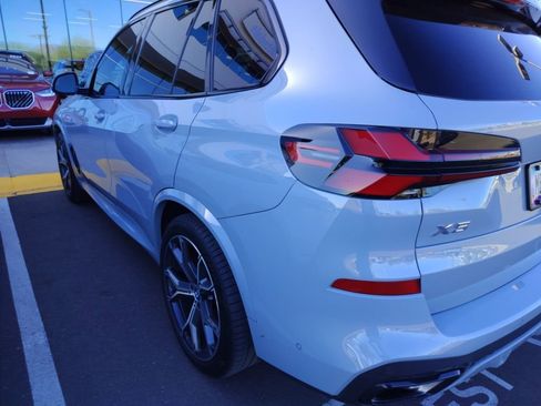 Used 2024 BMW X5 xDrive50e w/ M Sport Package image 5