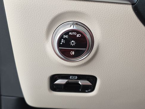 New 2026 Mercedes-Benz C 300 4MATIC Sedan image 26