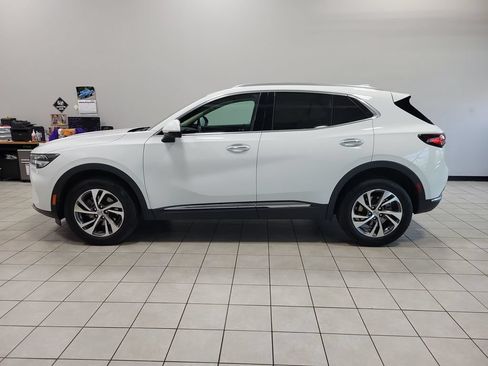 Used 2022 Buick Envision Essence w/ Safety Package FWD image 9