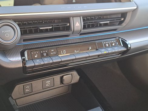 New 2026 Toyota Prius Limited image 30