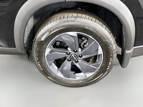 Used 2026 Nissan Rogue SV image 37