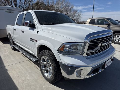 Used 2017 RAM 1500 Laramie w/ Convenience Group image 4