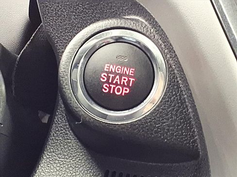 Certified 2025 Subaru Crosstrek 2.5i Sport w/ Crosstrek Mirror Package image 23