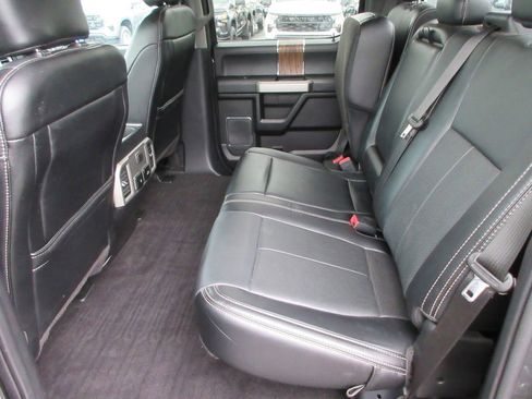 Used 2019 Ford F150 Lariat w/ Trailer Tow Package AWD/4WD image 15