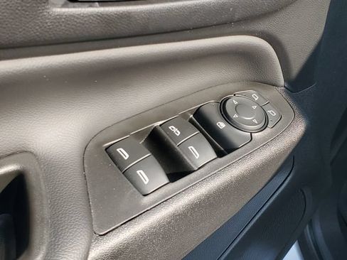 Certified 2022 Chevrolet Equinox LT AWD/4WD image 17
