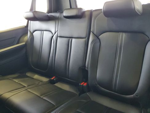 New 2026 Jeep Grand Wagoneer L Limited AWD/4WD image 11