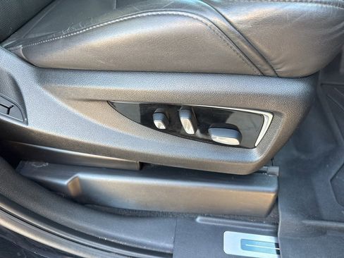 Used 2018 Cadillac Escalade Luxury image 56