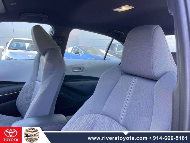 Used 2023 Toyota Corolla SE w/ Carpet Mat Package (TMS) FWD image 19