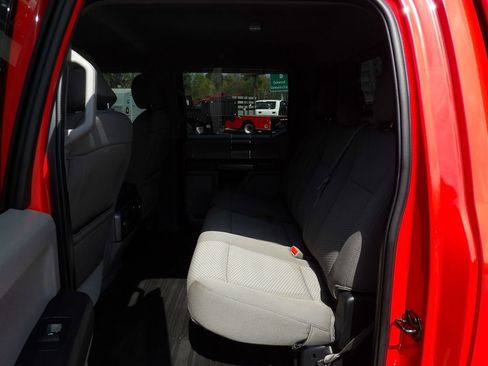 Used 2020 Ford F150 XLT w/ Equipment Group 302A Luxury AWD/4WD image 31
