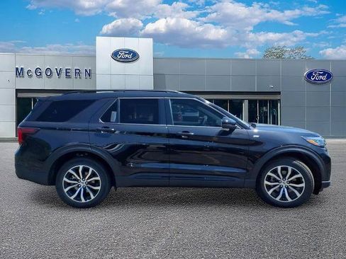 New 2026 Ford Explorer ST-Line AWD/4WD image 19