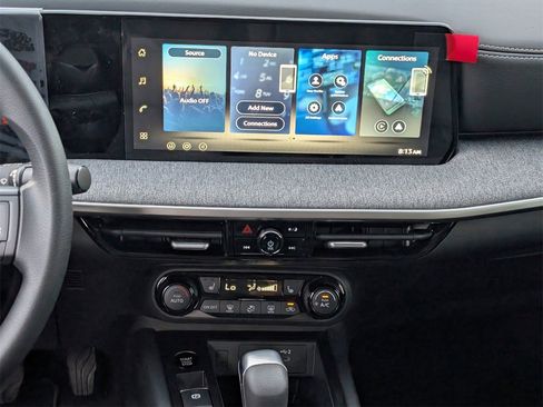 New 2026 Nissan Kicks SV image 11