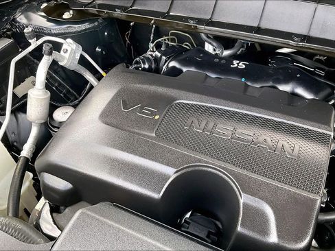 Used 2024 Nissan Pathfinder SL w/ SL Premium Package image 32