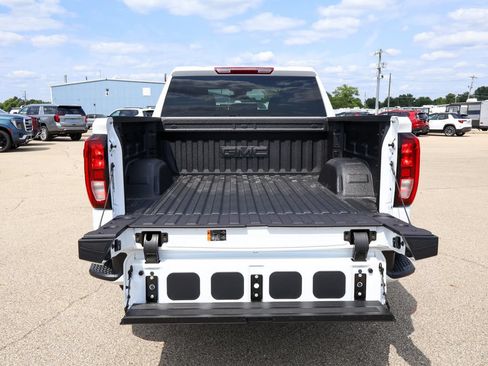 New 2026 GMC Sierra 1500 Elevation w/ Elevation Select Package AWD/4WD image 5