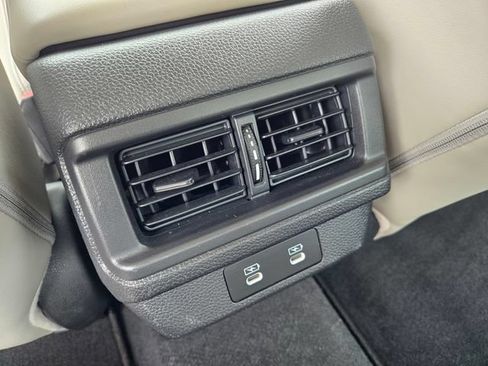 Used 2023 Honda Accord EX-L image 27