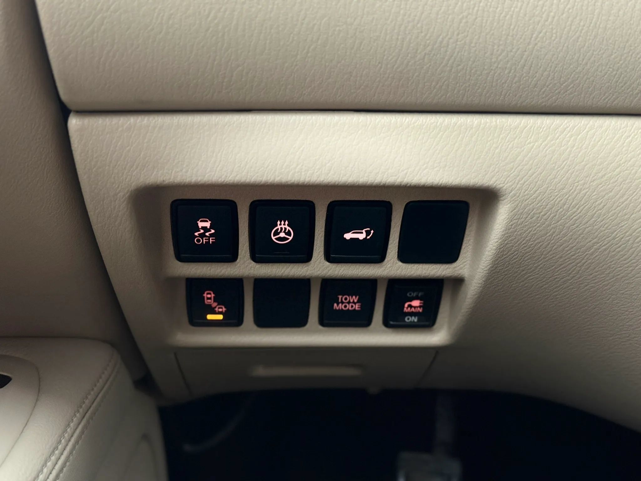 Used 2020 Nissan Pathfinder Platinum AWD/4WD image 36
