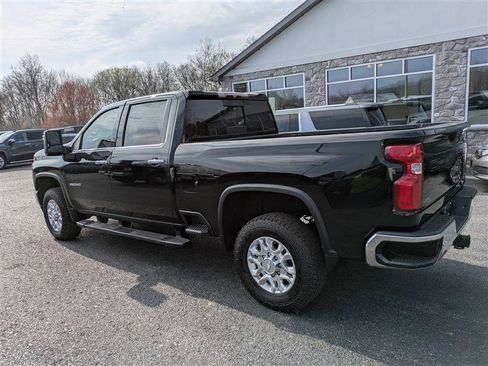 Used 2020 Chevrolet Silverado 2500 LTZ w/ LTZ Plus Package image 5