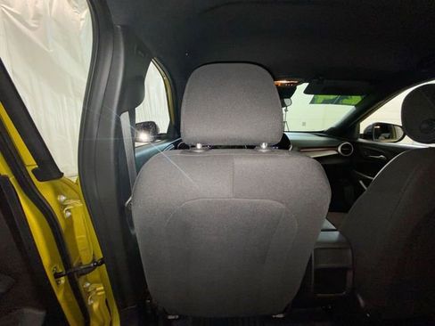 Used 2024 Chevrolet Trax RS w/ Driver Confidence Package image 35