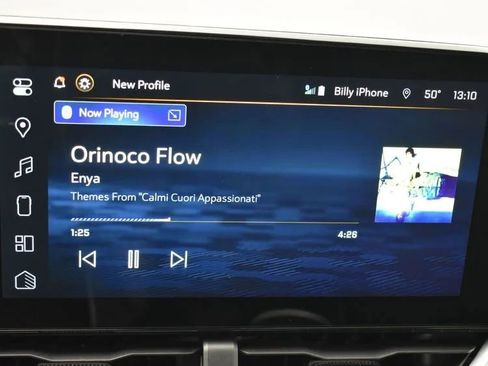 Used 2025 Chevrolet Equinox LT FWD image 30