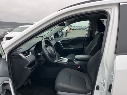 Used 2025 Toyota RAV4 LE image 26