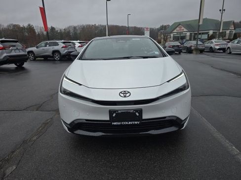 New 2026 Toyota Prius Plug-In Hybrid image 8