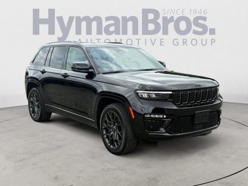 Used 2025 Jeep Grand Cherokee Summit w/ Adv Protech Group IV AWD/4WD image 1