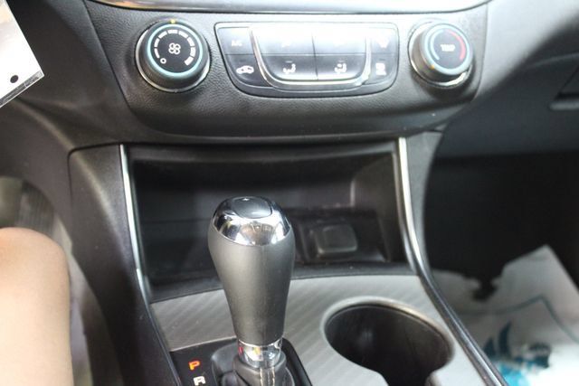 Used 2017 Chevrolet Impala LS FWD image 19