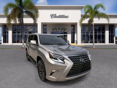Used 2022 Lexus GX 460 Premium w/ Premium Package AWD/4WD image 3