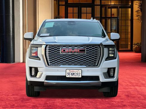 Used 2023 GMC Yukon Denali image 7