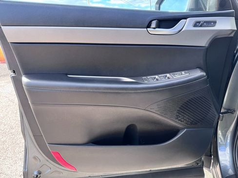 Used 2022 Hyundai Palisade SEL w/ Premium Package image 9