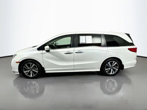 Used 2023 Honda Odyssey Touring image 4