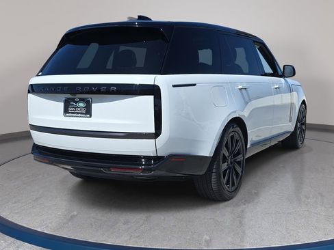 New 2026 Land Rover Range Rover Long Wheelbase SE AWD/4WD image 5